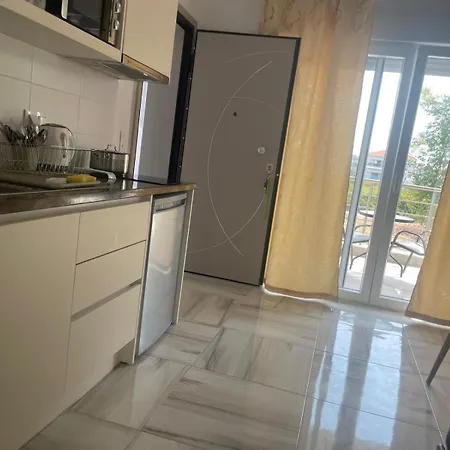 Opensea * Néa Péramos